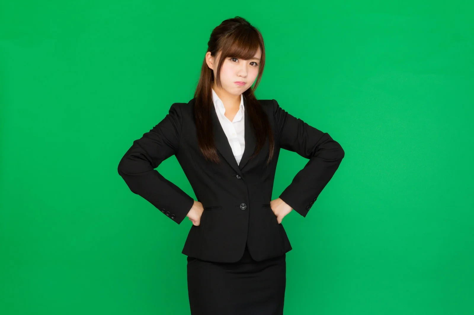 男が女で魅力を感じる部分　1位おっ◯い😢
